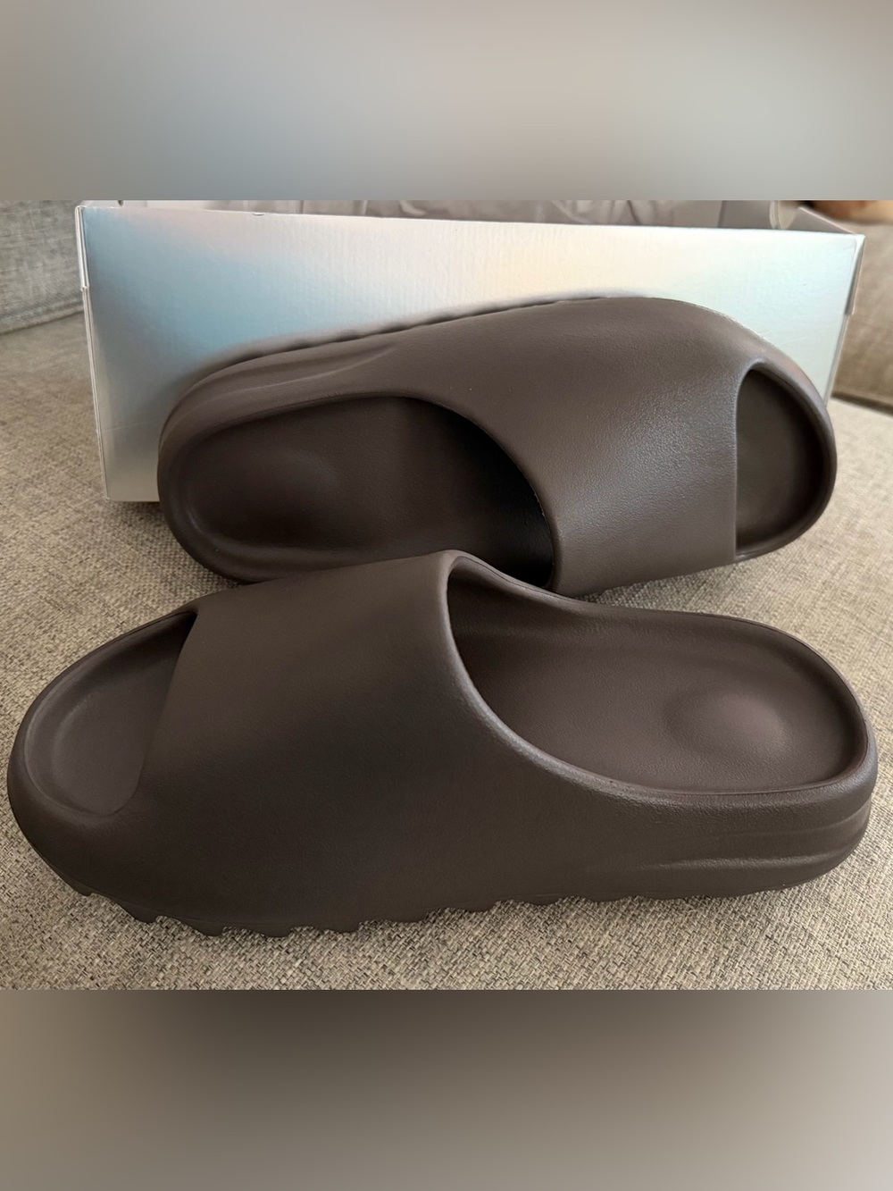 Yeezy YS-01 Slides in Chocolate